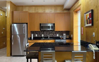 Photo 2 - The Eldon Luxury Suites