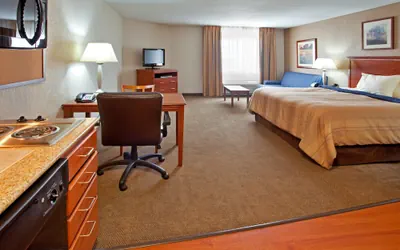 Photo 4 - Candlewood Suites Elgin by IHG