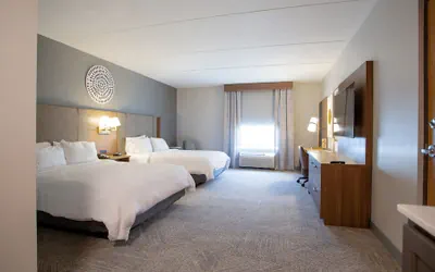 Photo 5 - Holiday Inn Midland by IHG