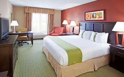 Photo 4 - Holiday Inn Midland by IHG