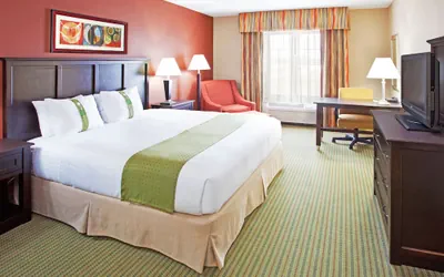 Photo 3 - Holiday Inn Midland by IHG