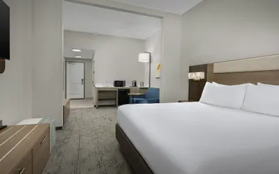 Photo 5 - Holiday Inn Express Hotel & Suites Greensboro Airport Area by IHG