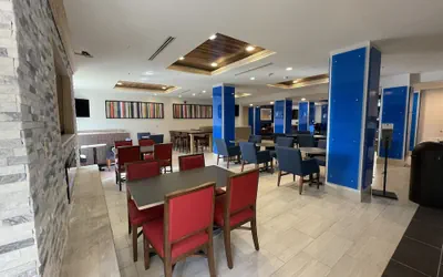 Holiday Inn Express Hotel & Suites Columbia East - Elkridge by IHG