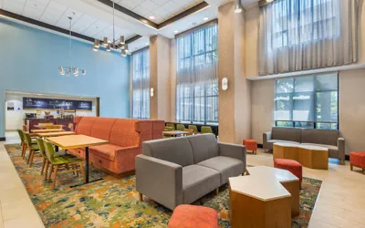 Photo 4 - Hampton Inn & Suites Moreno Valley