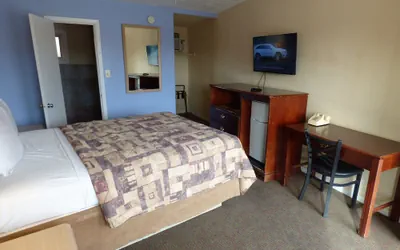 Photo 5 - Sands Motel