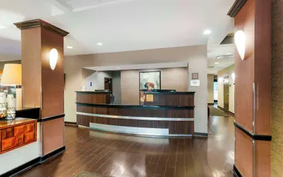 Photo 4 - Best Western Plus Olathe Hotel