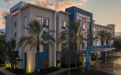 Photo 2 - SpringHill Suites by Marriott Corona Riverside
