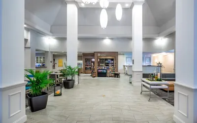 Photo 3 - Hilton Garden Inn Richmond Airport