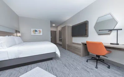 Photo 5 - Holiday Inn Express Suites Beeville by IHG