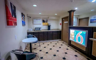 Photo 3 - Motel 6 Toms River, NJ - Near Seaside Heights