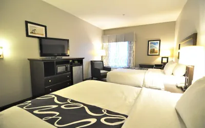 Photo 5 - La Quinta Inn & Suites by Wyndham-Brookshire-West Katy