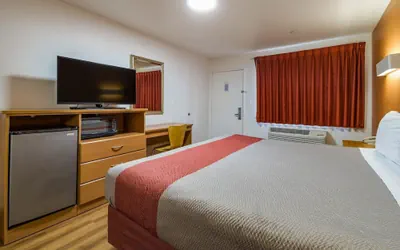 Photo 5 - Motel 6 Concord, CA