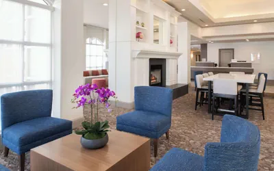 Photo 4 - Hilton Garden Inn Fontana