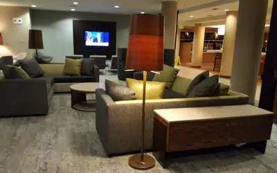 Photo 4 - Courtyard Marriott Aksarben Village