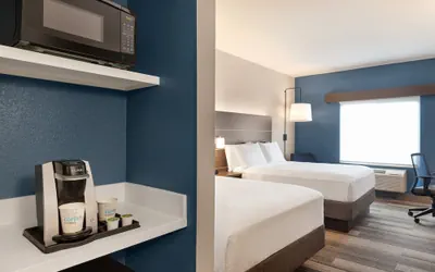 Photo 5 - Holiday Inn Express Hotel & Suites Denver Airport by IHG