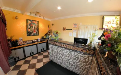 Photo 3 - Palace Inn Oxnard