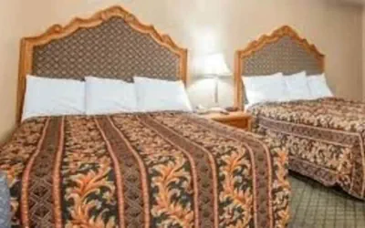 Photo 3 - Riverton Inn & Suites