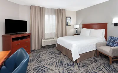 Photo 5 - Candlewood Suites Louisville North by IHG