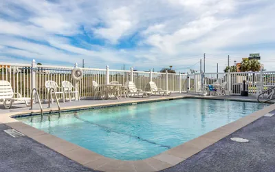 Photo 2 - Sleep Inn & Suites Brunswick North