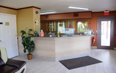 Photo 2 - Flamingo Motel