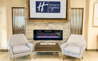Photo 3 - Holiday Inn Express & Suites Frazier Park by IHG