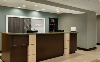 Photo 2 - Hampton Inn & Suites Birmingham East Irondale