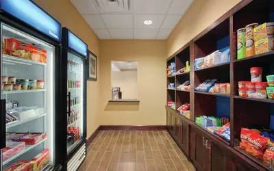 Photo 4 - Hampton Inn & Suites Millington