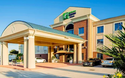 Photo 2 - Holiday Inn Express & Suites Waller - Prairie View by IHG