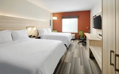 Photo 4 - Holiday Inn Express & Suites Salem by IHG