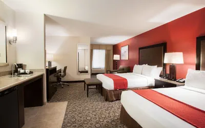 Photo 3 - Holiday Inn Oceanside Camp Pendleton Area by IHG