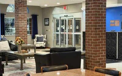 Photo 4 - SureStay by Best Western South Bend