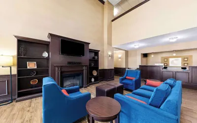 Photo 3 - Comfort Inn & Suites Near Lake Lewisville