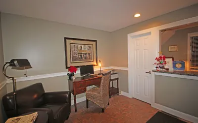 Photo 3 - Park View Inn - Salem