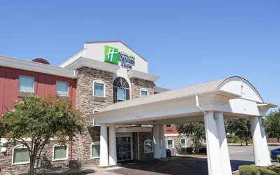 Holiday Inn Express & Suites Dallas Southwest-Cedar Hill by IHG