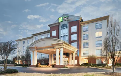 Photo 2 - Holiday Inn Express Hotel & Suites Spartanburg-North by IHG