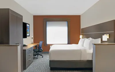 Photo 4 - Holiday Inn Express Hotel & Suites NEWPORT by IHG