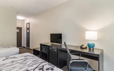 Photo 5 - Sleep Inn and Suites at Kennesaw State University