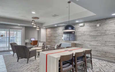 Photo 3 - Candlewood Suites Milwaukee Airport by IHG