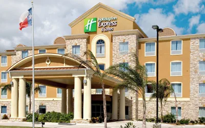 Photo 2 - Holiday Inn Express Hotel & Suites Corpus Christi by IHG