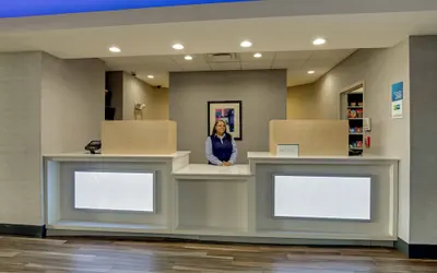 Photo 2 - Holiday Inn Express Hotel and Suites Nashville-Opryland by IHG