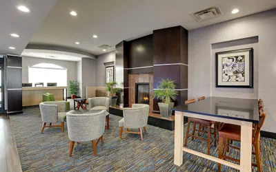 Photo 5 - Holiday Inn Express Hotel and Suites Nashville-Opryland by IHG