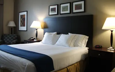 Photo 5 - Holiday Inn Express Hotel and Suites Mankato East by IHG
