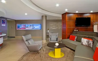 Photo 2 - SpringHill Suites by Marriott Madera