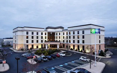 Photo 2 - Holiday Inn Express Hotel & Suites Harrisburg West by IHG