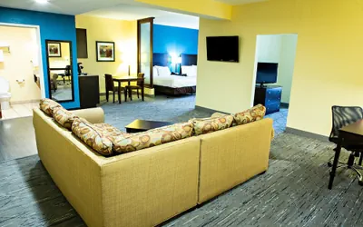 Photo 3 - Holiday Inn Express Hotel & Suites Harrisburg West by IHG