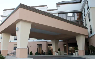 Holiday Inn Express Hotel & Suites Harrisburg West by IHG