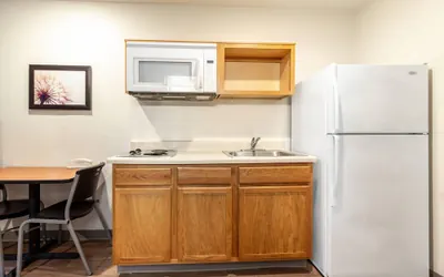 Photo 2 - WoodSpring Suites Houston Baytown
