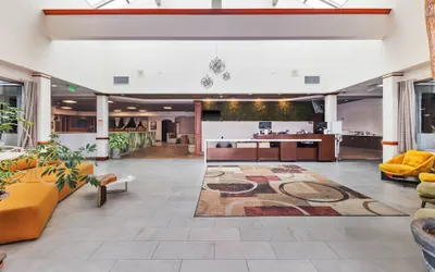 Photo 4 - Medallion Inn & Suites