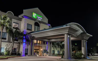 Holiday Inn Express Hotel & Suites Houston-Alvin by IHG