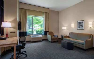 Photo 5 - Wyndham Noblesville